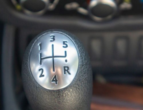 Kann ein manuelles Getriebe die Fahrleistungen eines Autos beeinflussen?